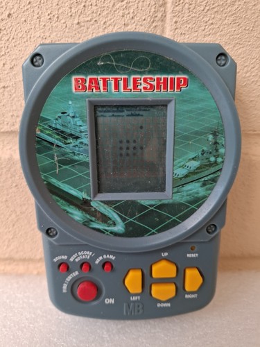 Hasbro battleship handheld - mb/hasbro,